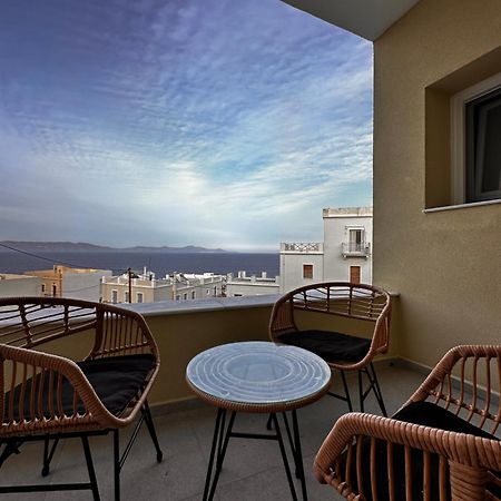 Sky Apartment Ermoupoli Exterior photo